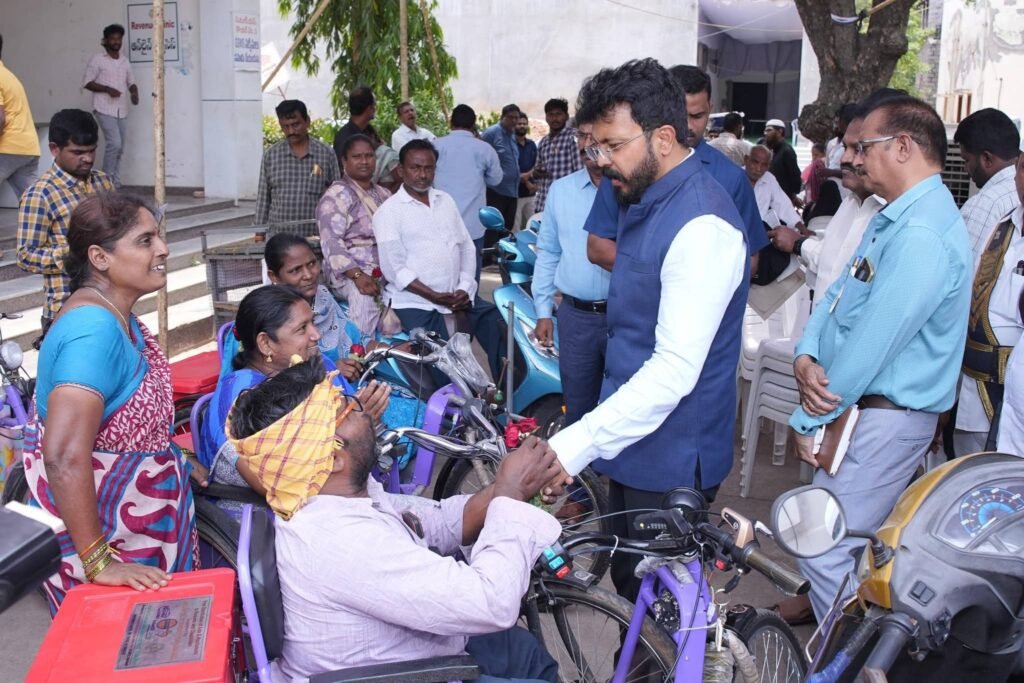 దివ్యాంగులకు ఉపాధి అవకాశాలపై ప్రత్యేక దృష్టి: కలెక్టర్ సాయి కాంత్ వర్మ